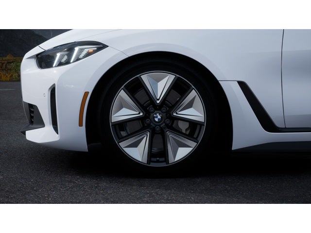 2026 BMW i4 Base